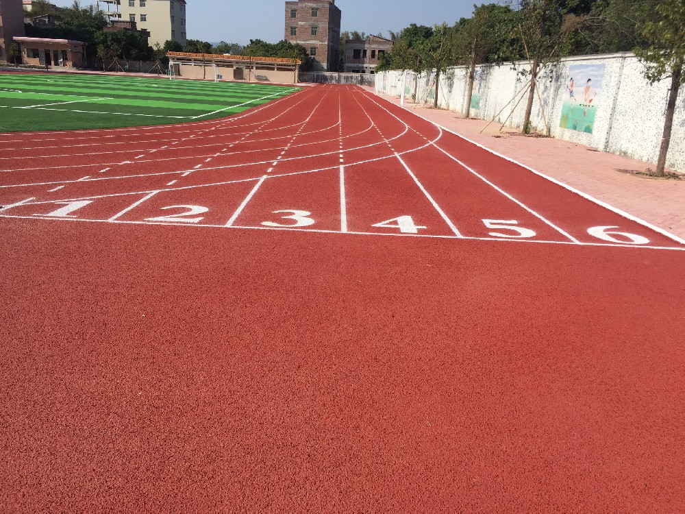 透气型塑胶跑道